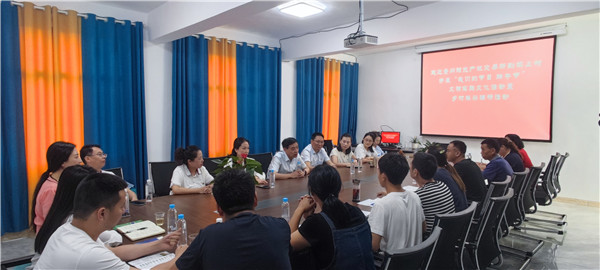 1687658397790321.jpg 2023-6-21 貴州陽光產(chǎn)權(quán)交易所開展我們的節(jié)日·端午節(jié)主題實(shí)踐活動(dòng)暨鄉(xiāng)村振興調(diào)研活動(dòng)3.jpg