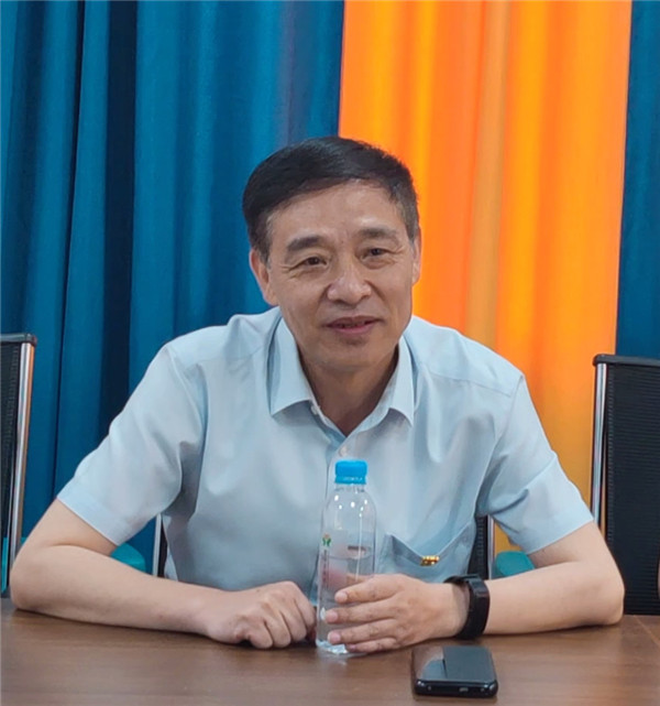 1687658432416905.jpg 2023-6-21 貴州陽光產(chǎn)權(quán)交易所開展我們的節(jié)日·端午節(jié)主題實(shí)踐活動(dòng)暨鄉(xiāng)村振興調(diào)研活動(dòng)5.jpg