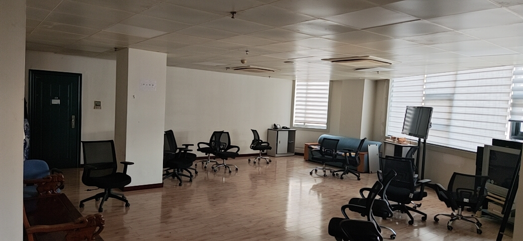 1765873070896033.png 1765873070896033.png