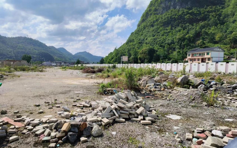 長(zhǎng)順北收費(fèi)站閑置土地