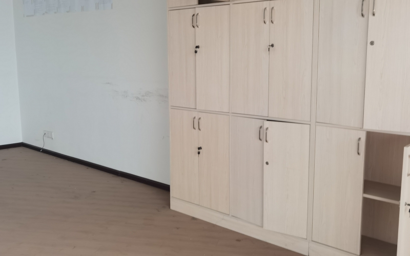 （降價(jià)）雄駿國際1單元三項(xiàng)資產(chǎn)轉(zhuǎn)讓（持有方：貴州省機(jī)關(guān)事務(wù)管理局國有資產(chǎn)管理服務(wù)中心）(二次掛牌)