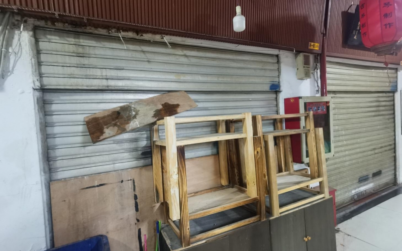 （降價(jià)）環(huán)城東路萬東商貿(mào)城丙一排04號、05號門面轉(zhuǎn)讓（持有方：貴州省機(jī)關(guān)事務(wù)管理局國有資產(chǎn)管理服務(wù)中心）(二次掛牌)